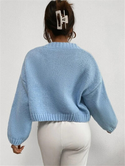 Loose V-neck cloud drop shoulder knitted cardigan three-button sweater short coat - Image 5