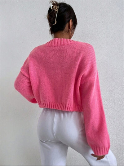 Loose V-neck cloud drop shoulder knitted cardigan three-button sweater short coat - Image 9