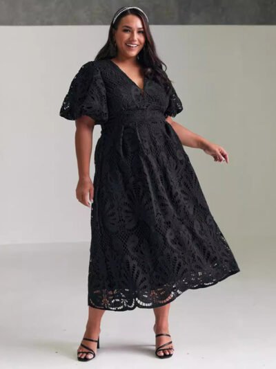 V-neck hollow embroidery dress