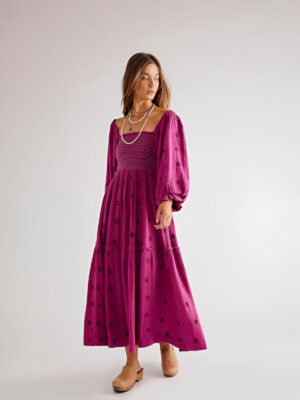 Embroidered square collar Dress