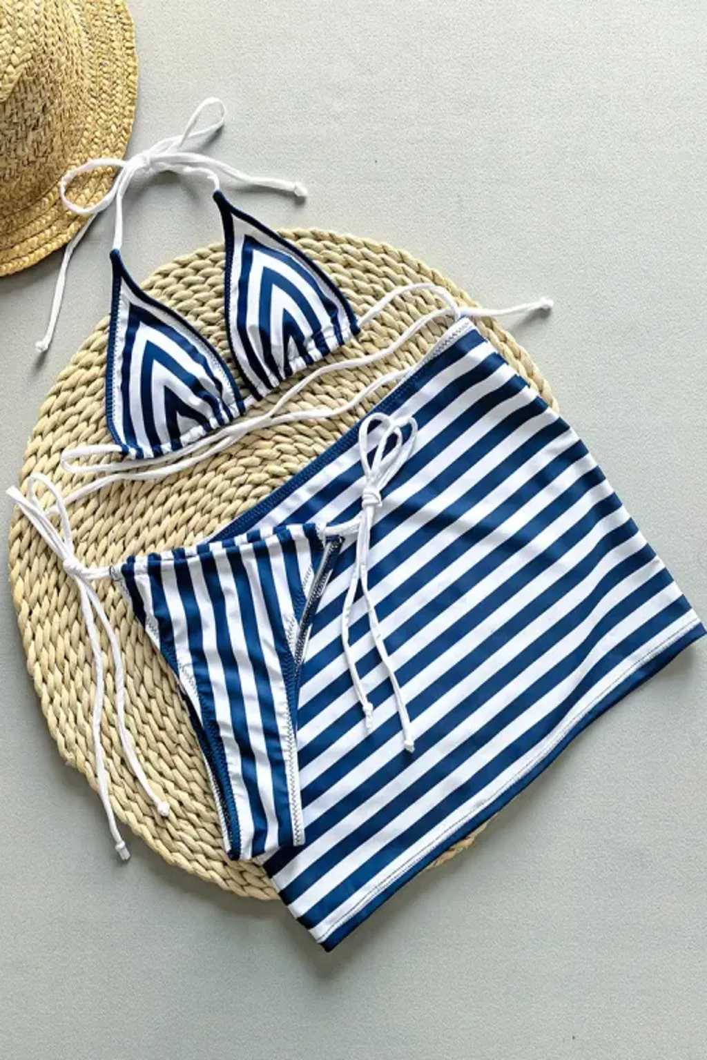 Swimsuit three-piece set