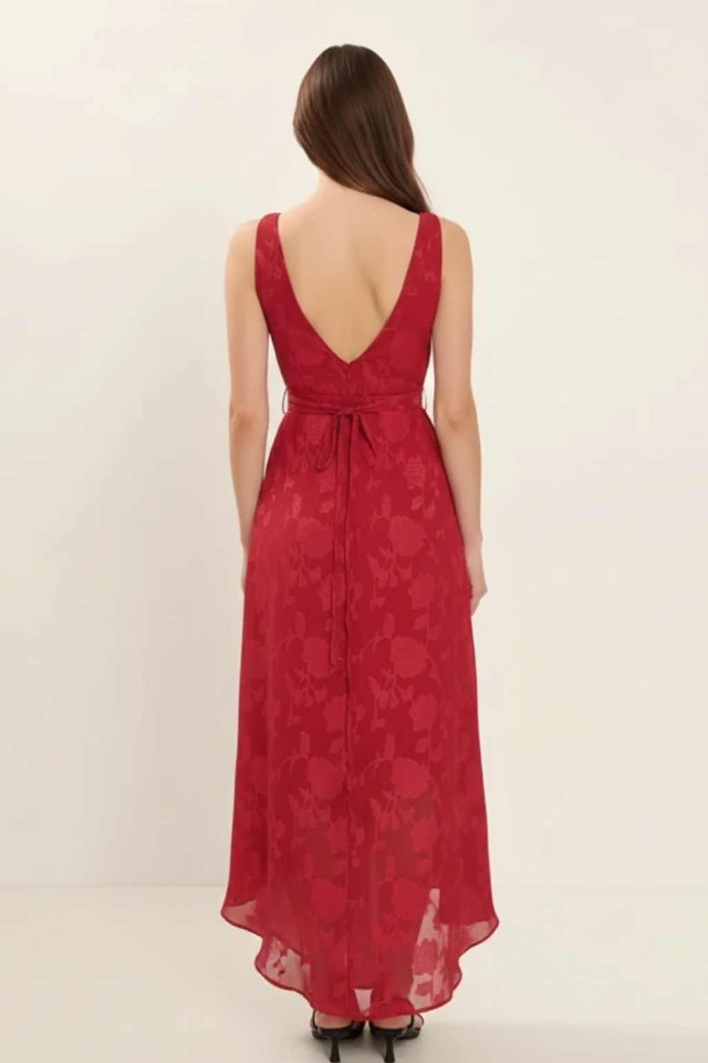 Lace backless slim fit dress